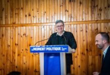 France : LFI appelle les opposants à voter sa motion de censure Mélenchon