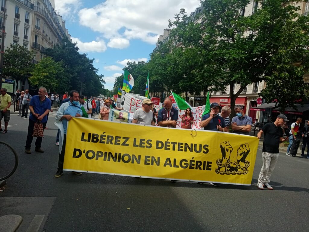 Marche pour libérer les détenus