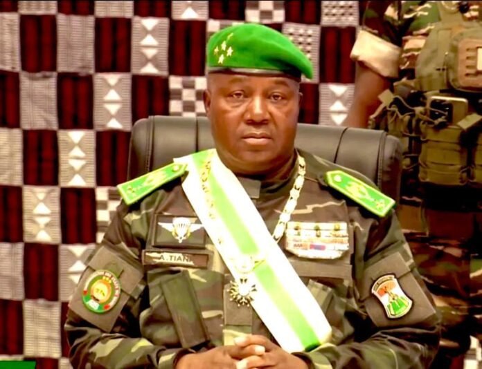 Niger : le général Abdourahamane Tiani officiellement investi président pour cinq ans renouvelables